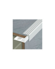 Nez de marche intérieur sans socle - hauteur adaptable - longueur 2,7 m DINAC