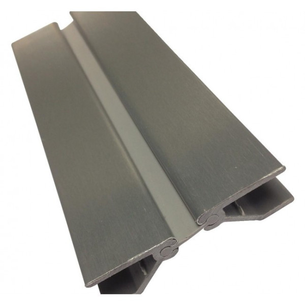 Raccord d'angle pour plinthes en PVC - angle variable SYNERCIA