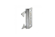 Gâche contrecoudée en applique pour serrure de portail PVC TIRARD