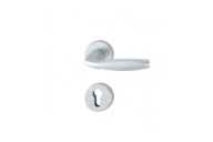 Poignées de porte sur rosaces - aspect argent - New York HOPPE